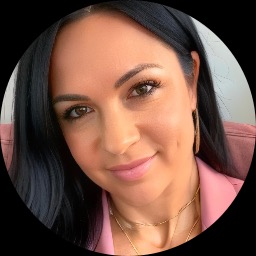 Headshot of Sarah Miller